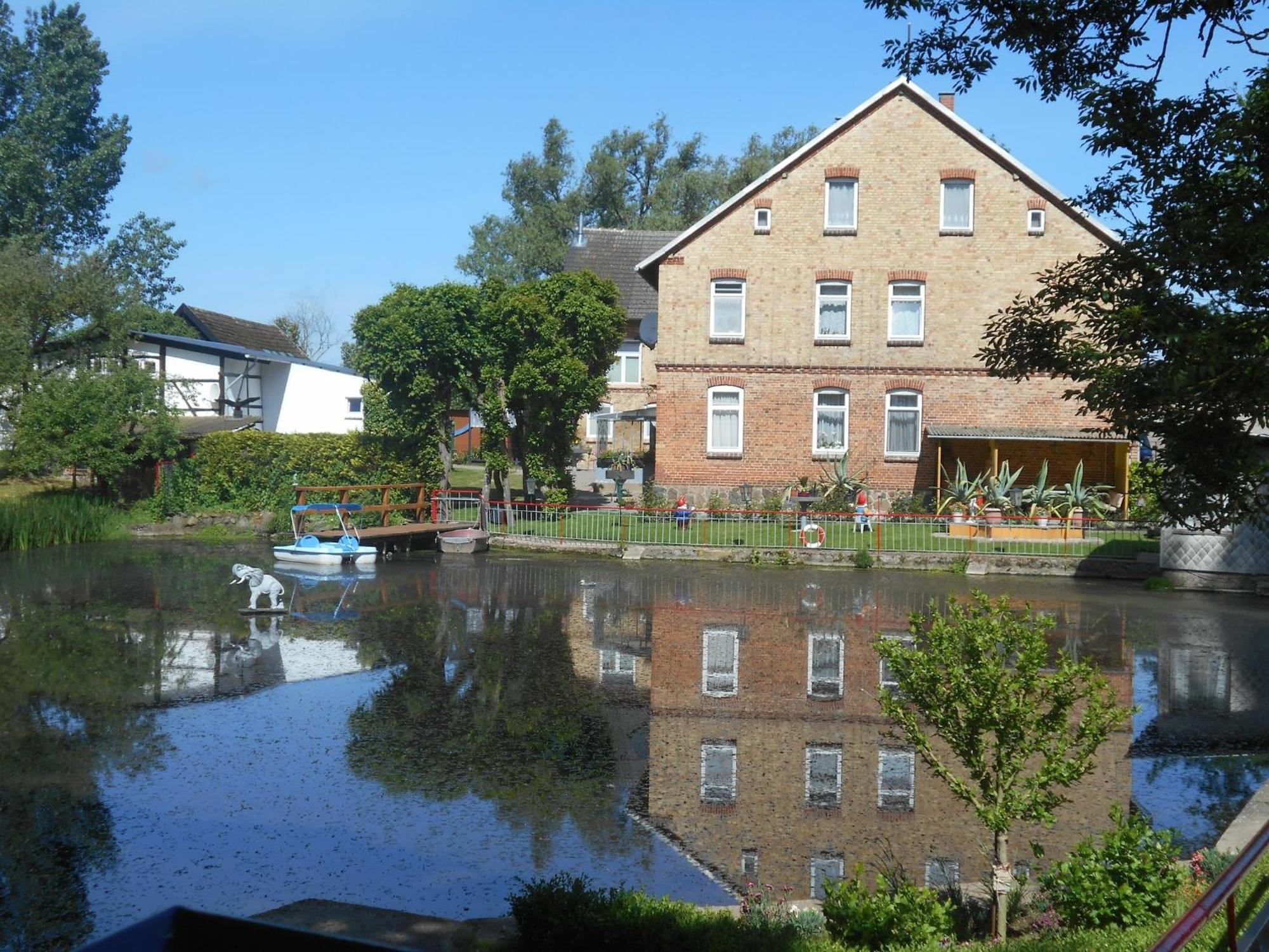 Lake View Apartment In Klein Pravtshagen With Garden Экстерьер фото